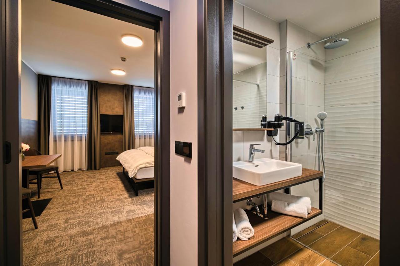 Aba Apartments Olomouc Ngoại thất bức ảnh